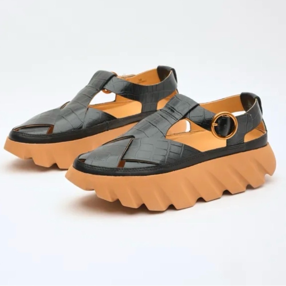 NIB 4CCCCEES TURA ROSSI black Sandals Size 39 / 8